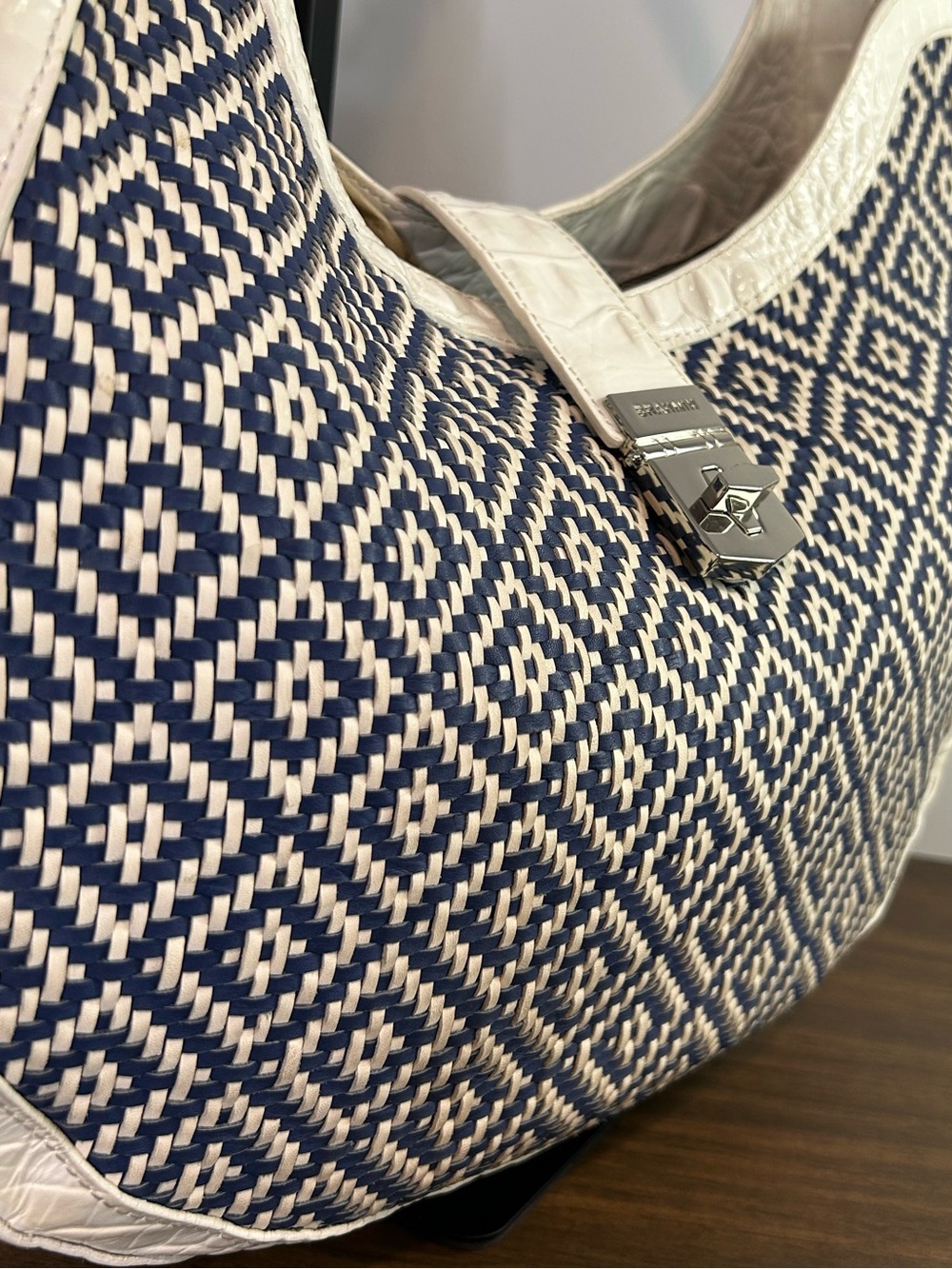 Brahmin Bethany Royal Palm Woven Hobo Ivory Navy Retired Shoulder Bag - Picture 4 of 10